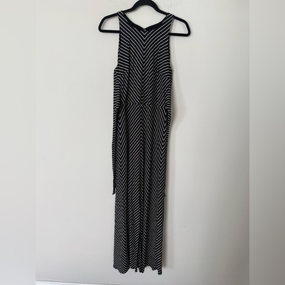 White House Black Market WHBM Black & White Striped Tie Front or Back Maxi Dress - Picture 3 of 12